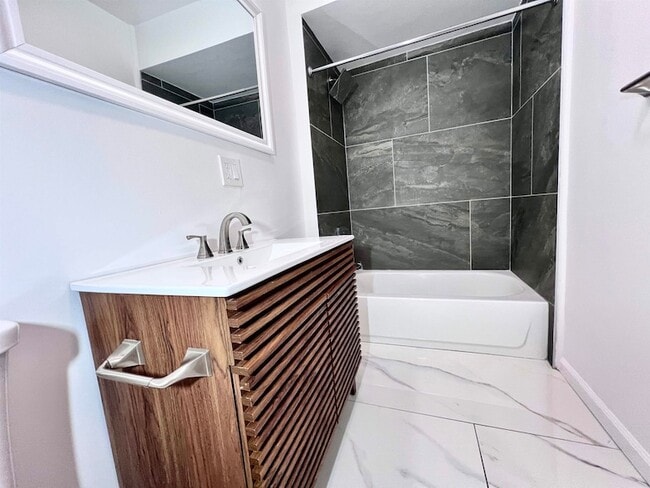 Photo - 23 Valley Pl