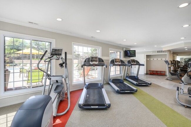 Photo - Saddle Creek Apartments