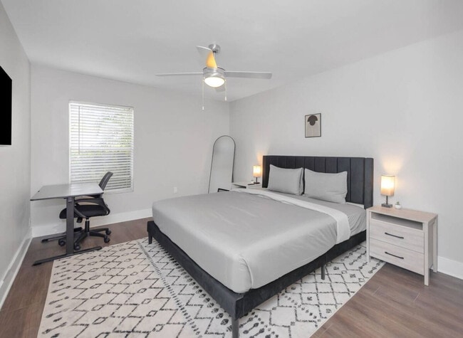 Photo - 4301 W Cleveland St Unit ID1365975P