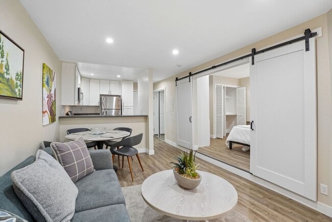 Photo - Woodland Trio Apartments