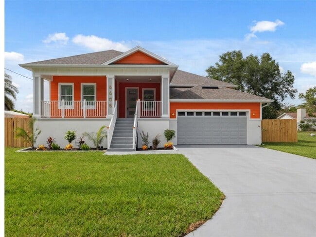 Building Photo - 8605 Inwood Dr