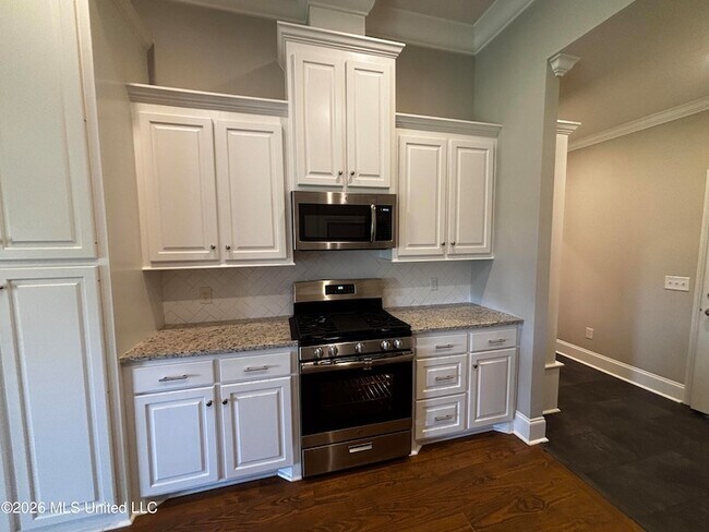 Photo - 310 Candlewood Ct
