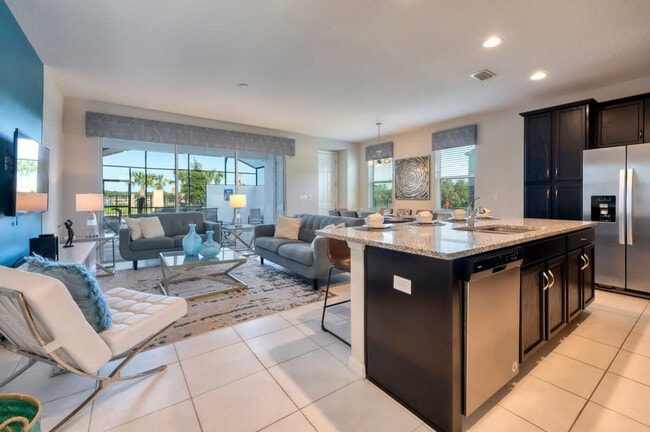 Building Photo - 1535 Carey Palm Cir Unit ID1280898P