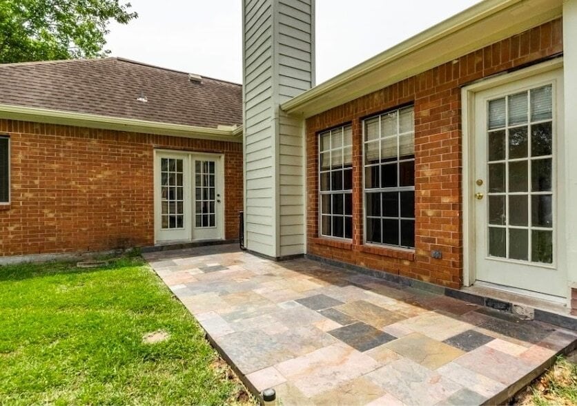Photo - 1207 Boulderwoods Dr