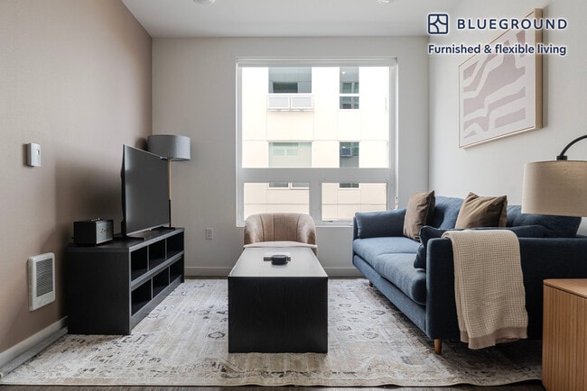 Building Photo - 1502 Fawcett Ave Unit FL5-ID956