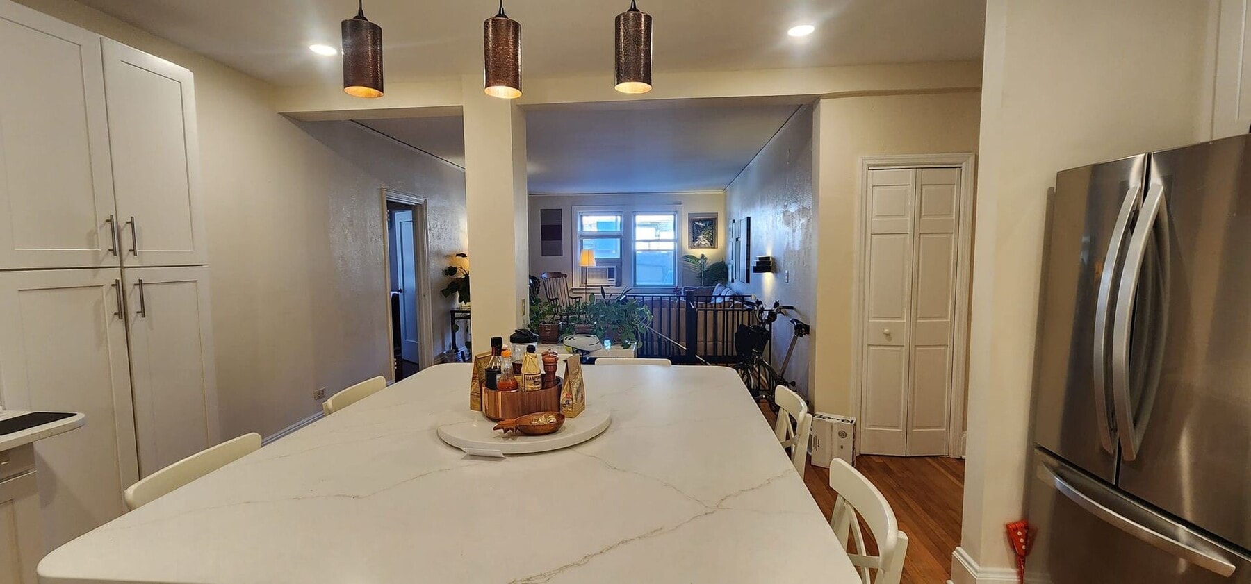 Photo - Art Deco Charm in the Heart of Downtown