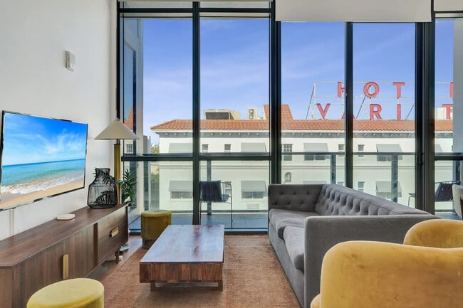 Photo - 1220 17th St Unit SI FL5-ID1504076P