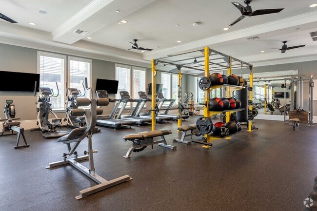 Fitness Center - The Oasis at Town Center