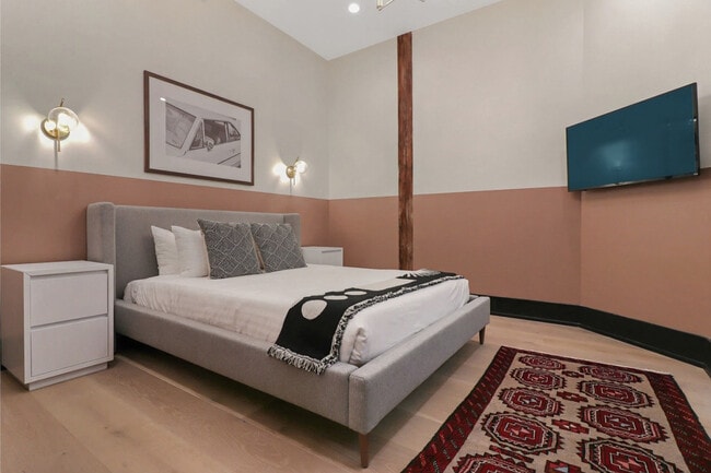 Photo - 1148 S Peters St Unit SI ID1499075P