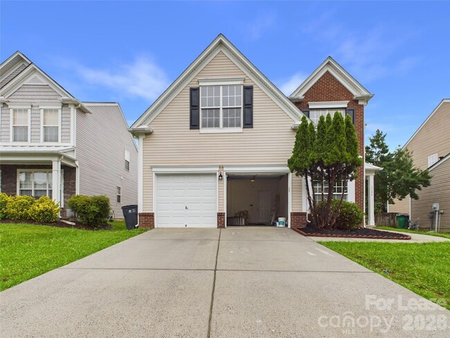 Building Photo - 2204 Arbor Vista Dr