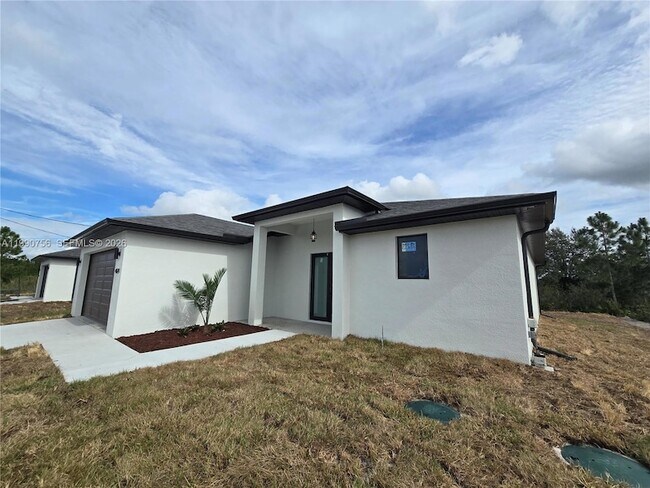 Photo - 4624 Connie Ave N