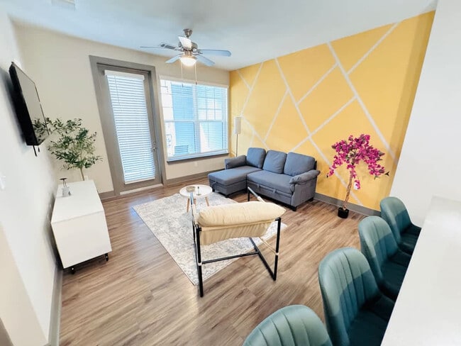 Building Photo - 9260 Vintage Hills Way Unit ID1314629P