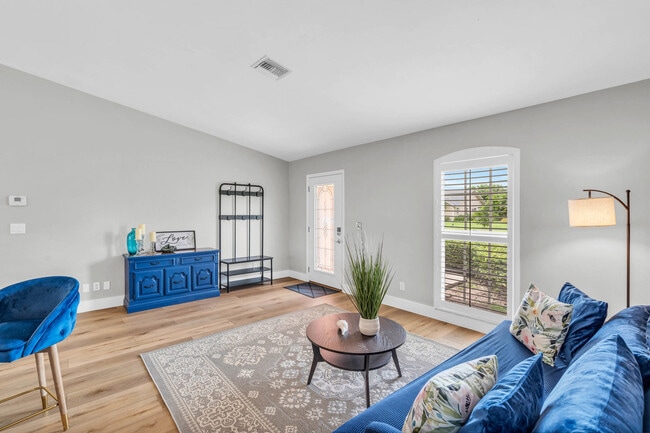 Photo - 81 Wickliffe Dr Unit FL1-ID1073563P