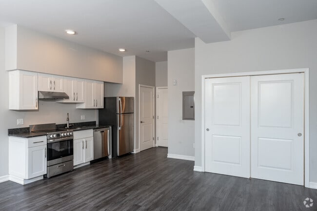 Studio - 440SF - Kitchen/Dining Room - The Bradford