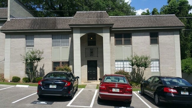 Building Photo - 1951 N Meridian Rd Unit 48