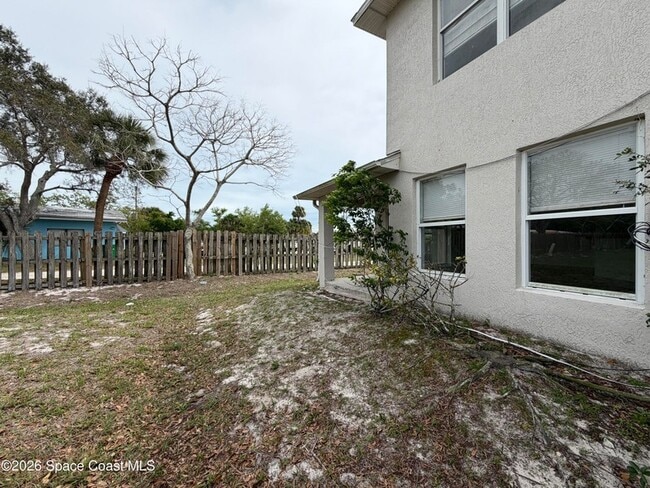Photo - 915 Twisting Branch Ct