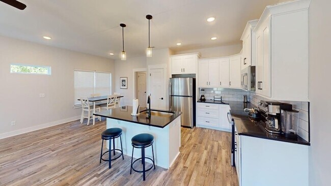 Photo - 2315 Gold Valley Dr Unit B2