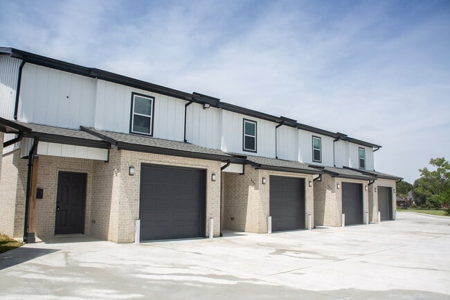 Photo - 7656 Anchor Dr