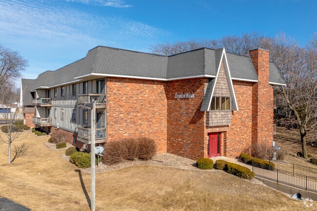 Primary - Dunlap Lakeside