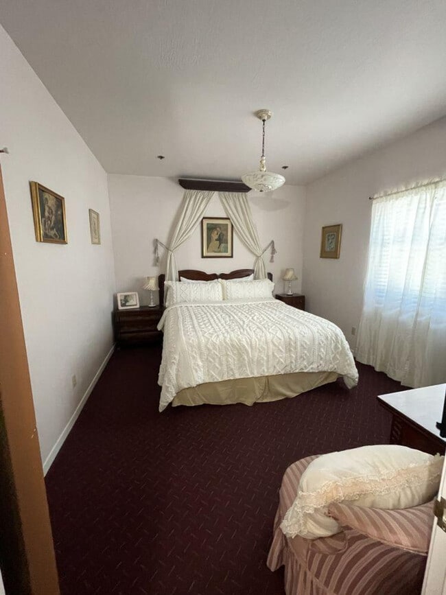 Photo - 300 Main St Unit ID1265988P