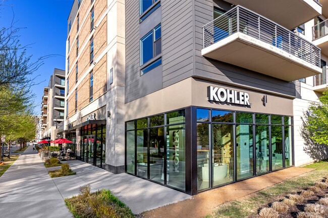 Ground-Level Retail - Knox Heights
