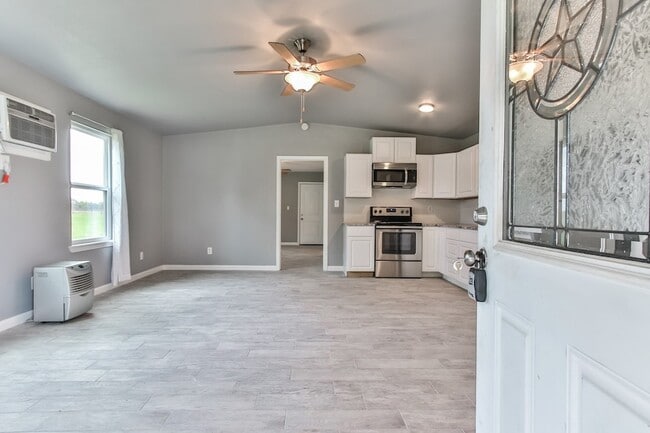 Photo - 23910 FM 362