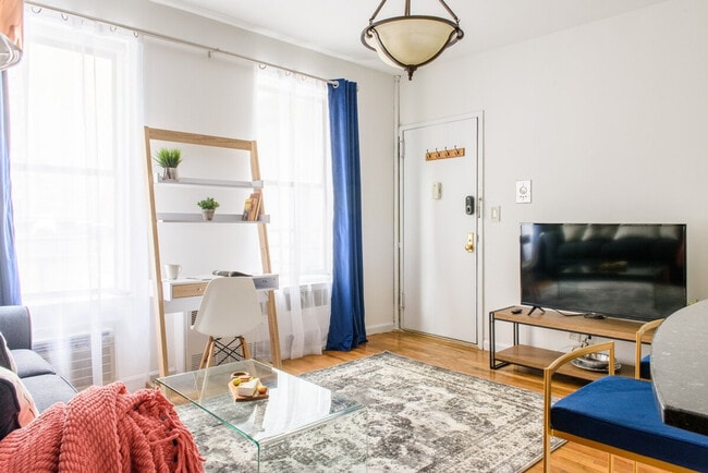 Photo - 233 E 26th St Unit FL3-ID1021856P