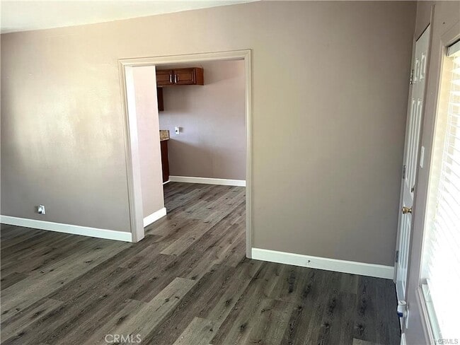 Photo - 10264 Mull Ave