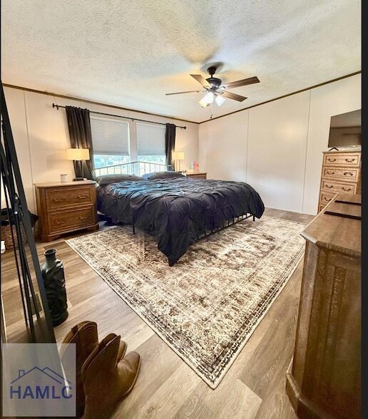 Photo - 45 Logan Ct SE