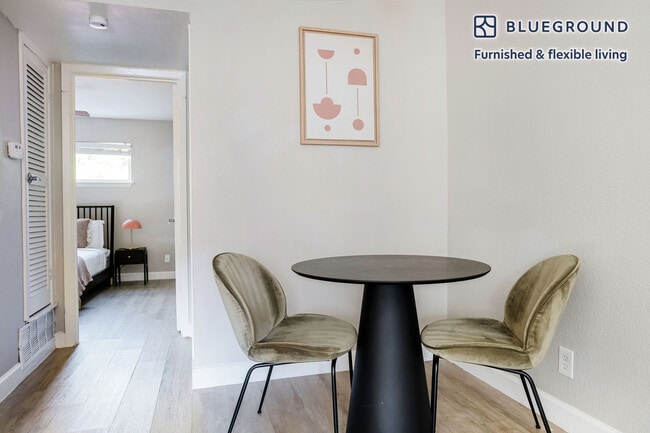 Photo - 1230 E 38th 1/2 St Unit FL1-ID280