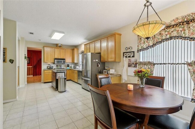 Photo - 3126 Meadow Lake Dr E