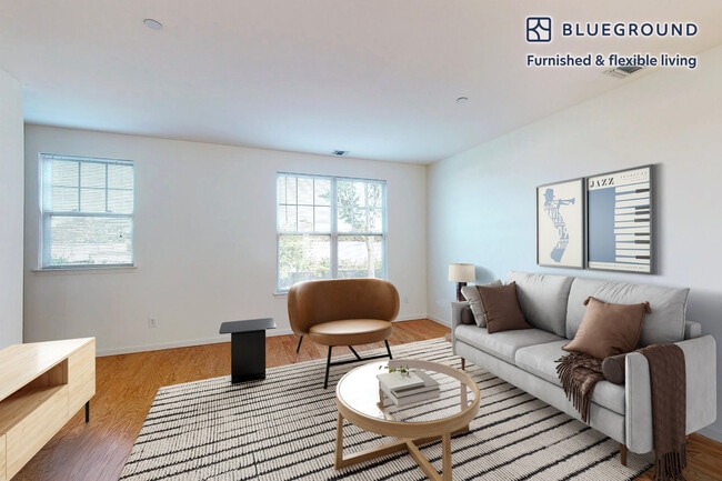 Building Photo - 998 Stewart Ave Unit SI FL1-ID2307A