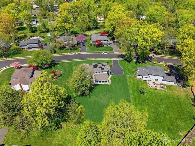 Photo - 34 Ventnor Dr
