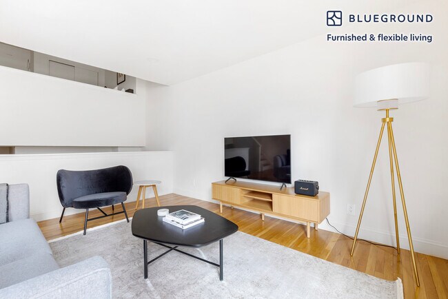 Photo - 123 E 54th St Unit FL7-ID1249