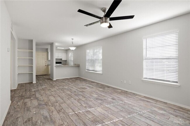 Photo - 1006 W Kelly Ave Unit G