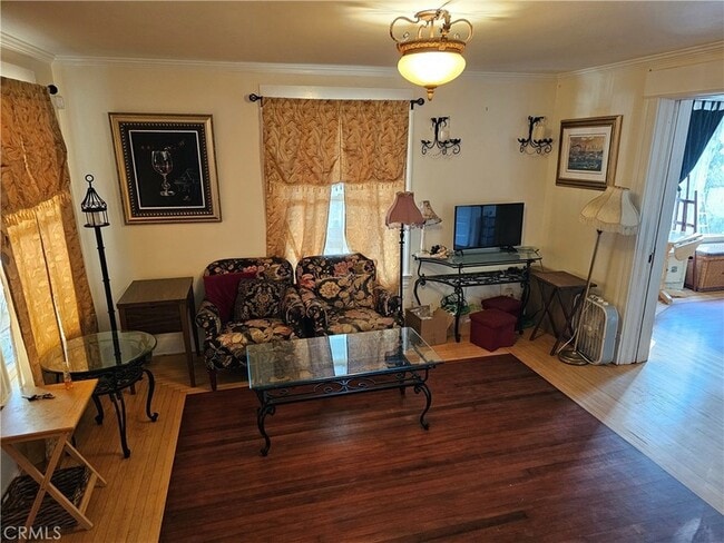 Photo - 1820 N Bush St