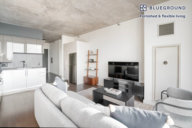 Photo - 625 W Division St Unit FL8-ID872