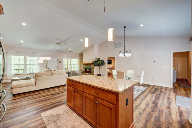 Photo - 1428 Power Dam Rd Unit SI ID1386724P