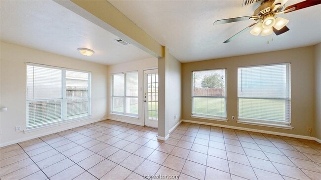 Photo - 915 Bougainvillea St