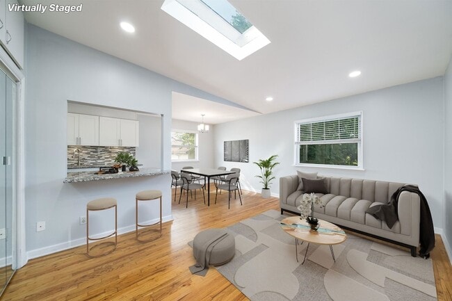 Building Photo - 6715 Polk St