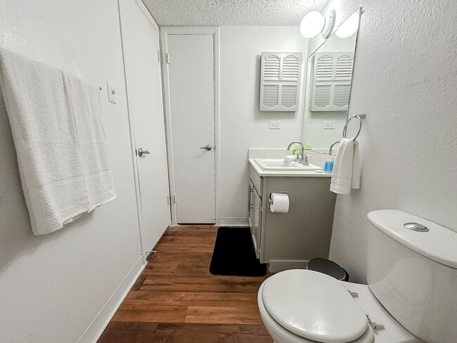 Photo - 1071 Clayton Ln Unit SI ID1534926P