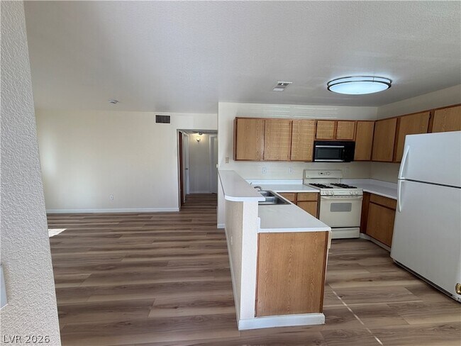 Photo - 4648 Krissylouise Way Unit A
