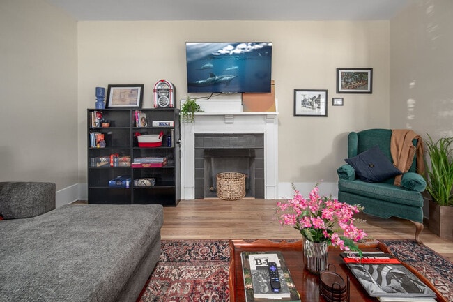 Photo - 500 W Rosemary St Unit ID1300722P