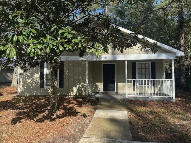 Building Photo - 165 Walnut St