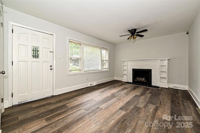 Photo - 2256 Kilborne Dr