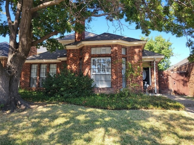 Building Photo - 201 Benwynd Dr