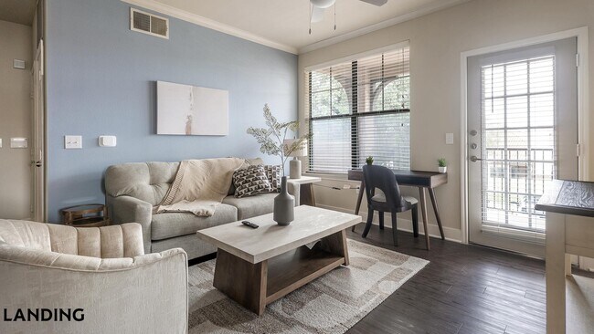 Photo - 7500 I-35 Unit 937