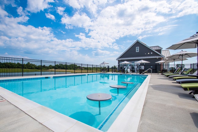 Photo - MI-Place at the Vineyard