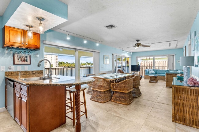 Building Photo - 260 1st St Unit ID1325581P