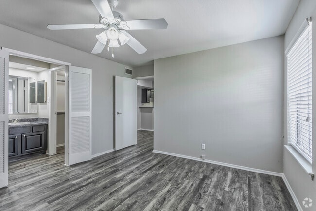 1BR, 1BA - 727 SF A5 - Bedroom - Heritage at Valley Ranch